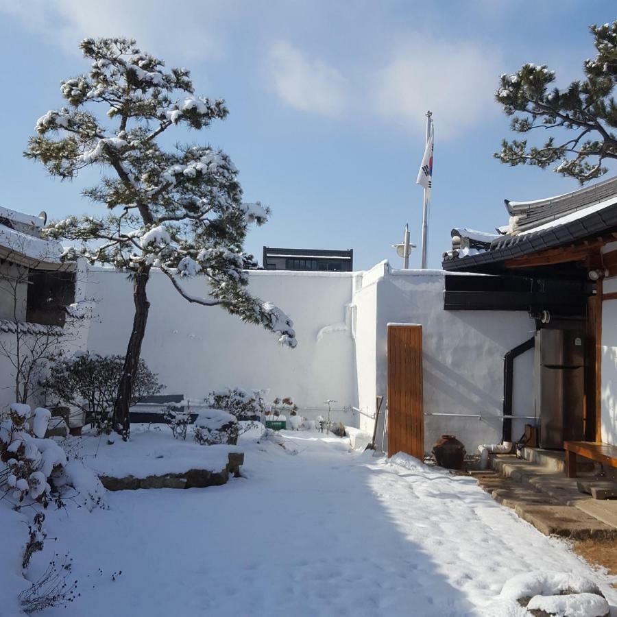 Ohnewwall Guesthouse Jeonju Εξωτερικό φωτογραφία